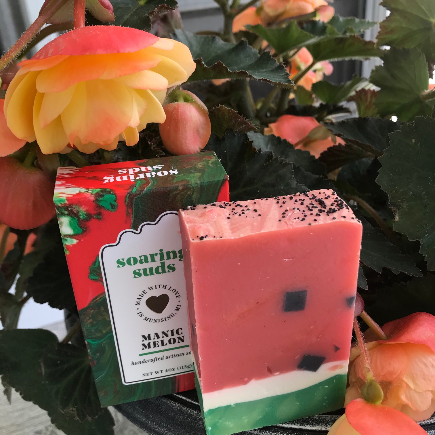 https://nocommonscents.smartonlineorder.com/wp-content/uploads/sites/1443/2020/06/1-Soaring-Suds-Manic-Melon-Soap.jpg